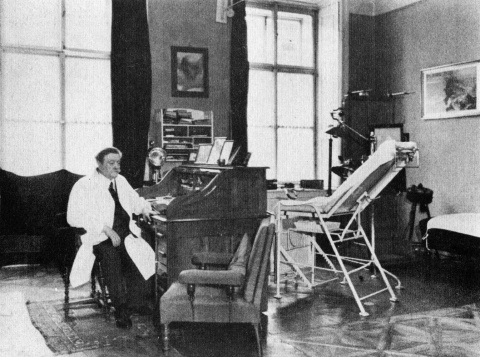 Bloch: český Žid, který
se spřátelil s Hitlerem