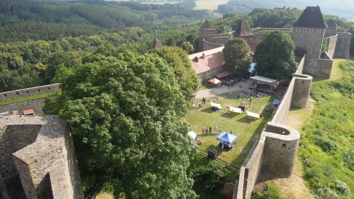 Hrad Helfštýn se promění
ve velkou muzejní dílnu
