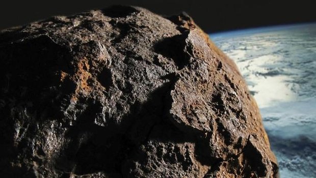 V blízkosti Země
proletí velký asteroid