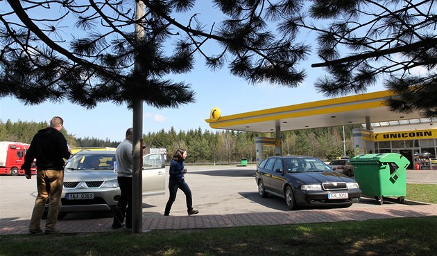 Bratrstvo od&nbsp;benzinky