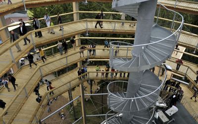 Stezka korunami stromů
láká i v chladném počasí