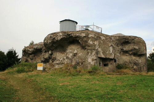 Únik před vedrem nabízí
podzemí tvrz Dobrošov