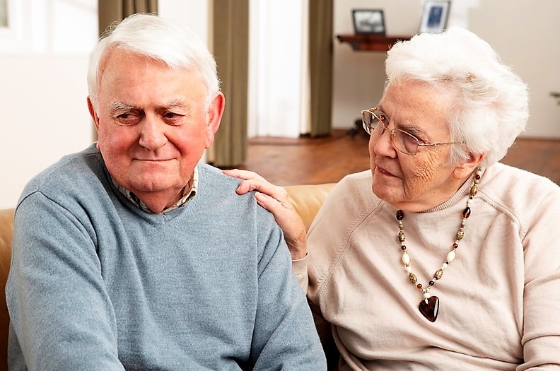 Psychické problémy ve stáří není vždy nutné řešit antidepresivy