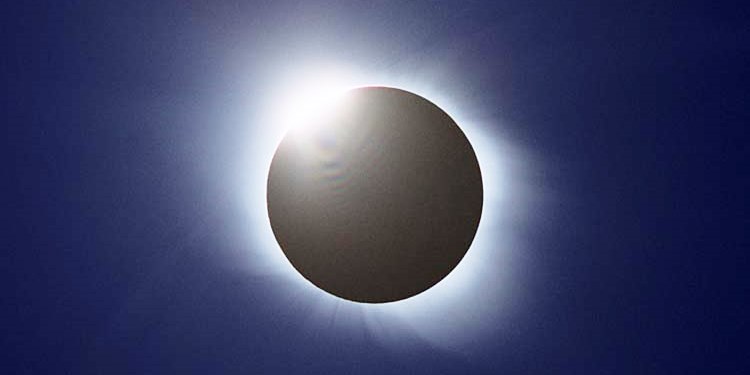 V Česku se chystají veřejná
pozorování zatmění Slunce