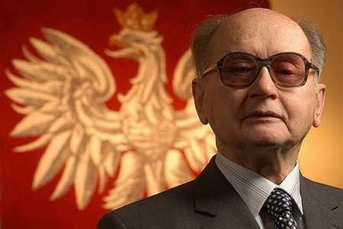 Zemřel Wojciech Jaruzelski,
komunistický symbol Polska