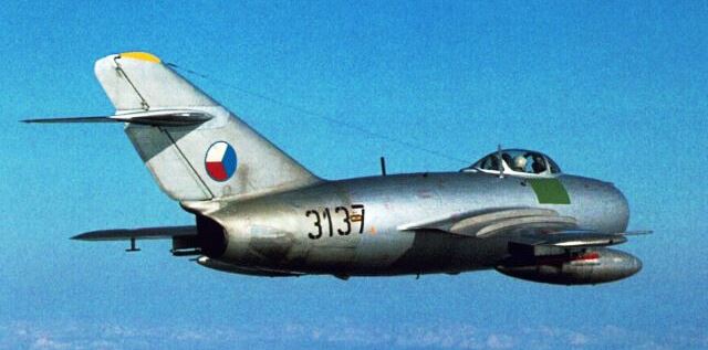 Kouzlo časů minulých: Praxe
v&nbsp;Čáslavi, košíčky a piloti migů