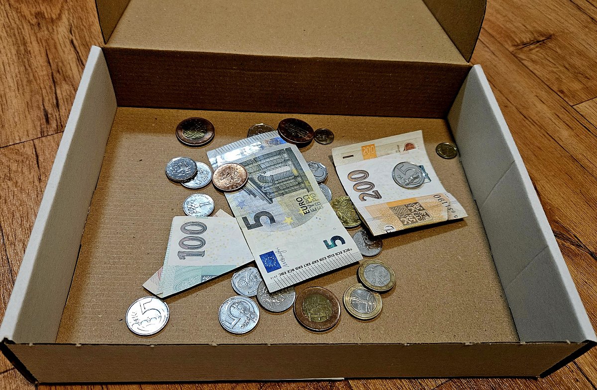 Líná huba, holé neštěstí, aneb, kdo žebrá, může mít za tři.