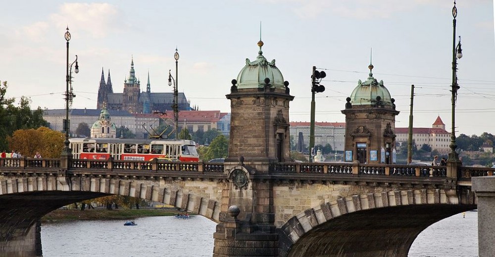 Platit mostné bylo
i otázkou prestiže