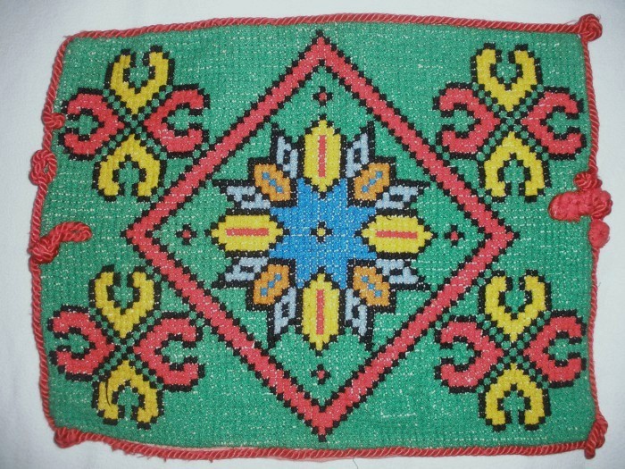 Lady Sympatie: mou zálibou
je vyšívání vzorů na polštáře