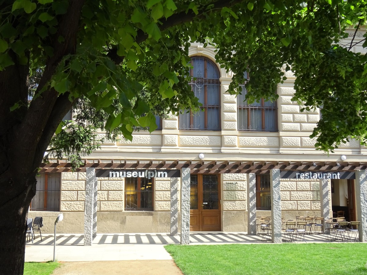 Křehká krása porcelánu