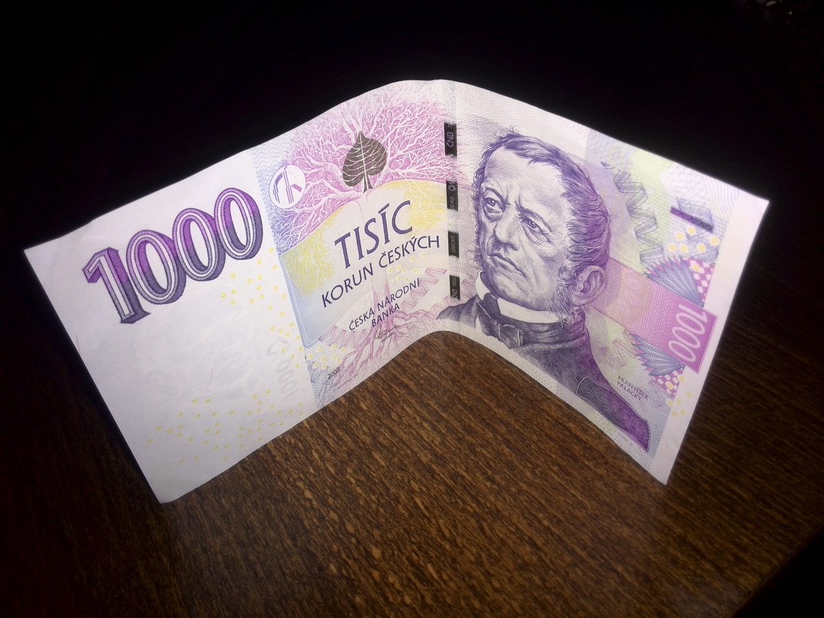 Přeložená tisícovka -  fígl nebo úmysl?