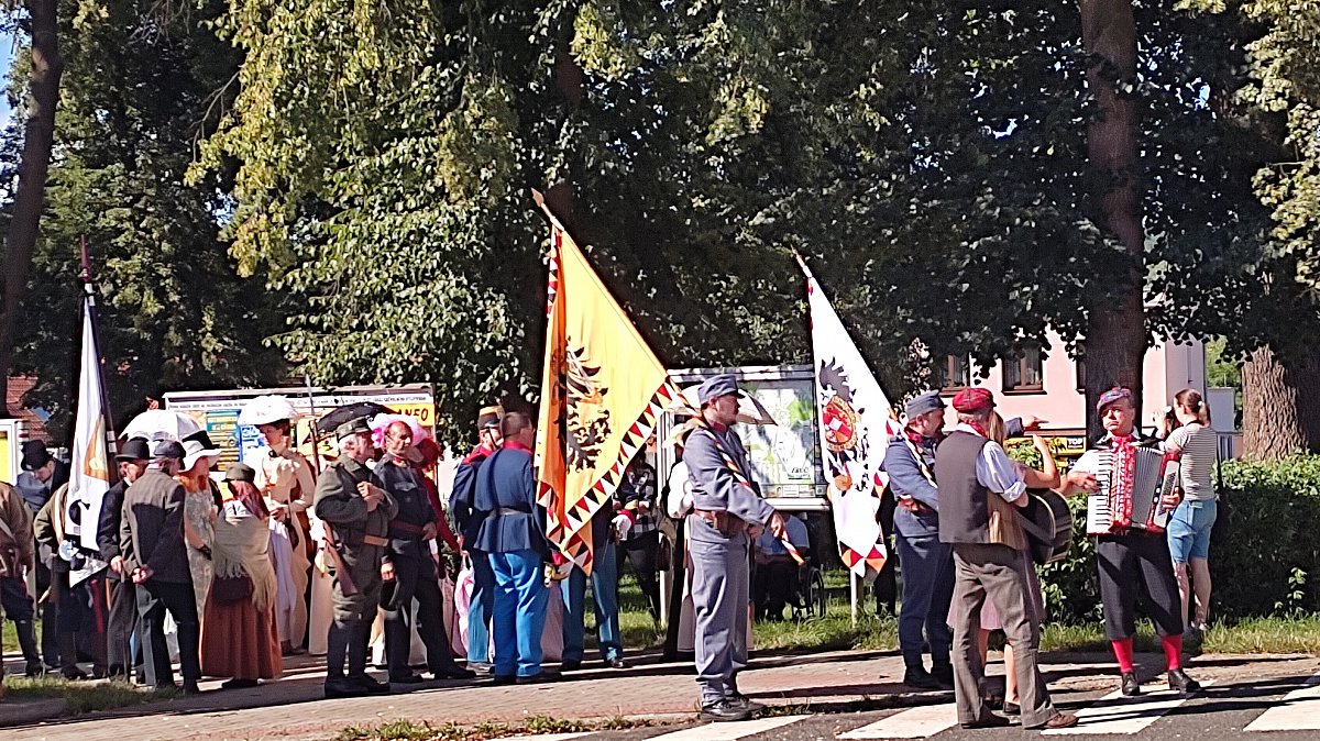 Pojďte se mnou na slavnosti