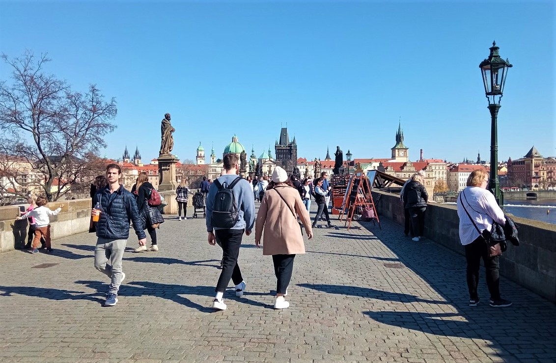 Mezi Čechy je více optimistů než těch, kteří se bojí budoucnosti