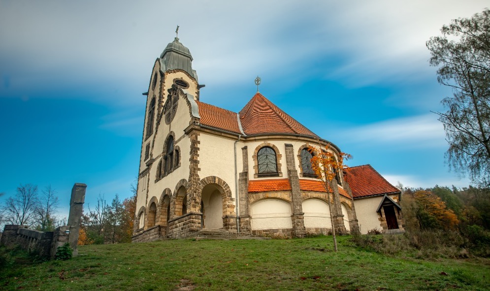 Jizerky_kostel Panny Marie u Obrazku_foto Matyas Gal_1.JPG