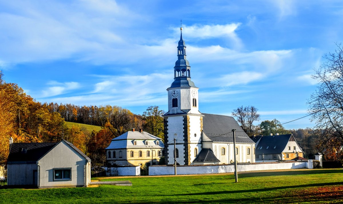 Kostel sv. Mikuláše...Bílý Kostel*
