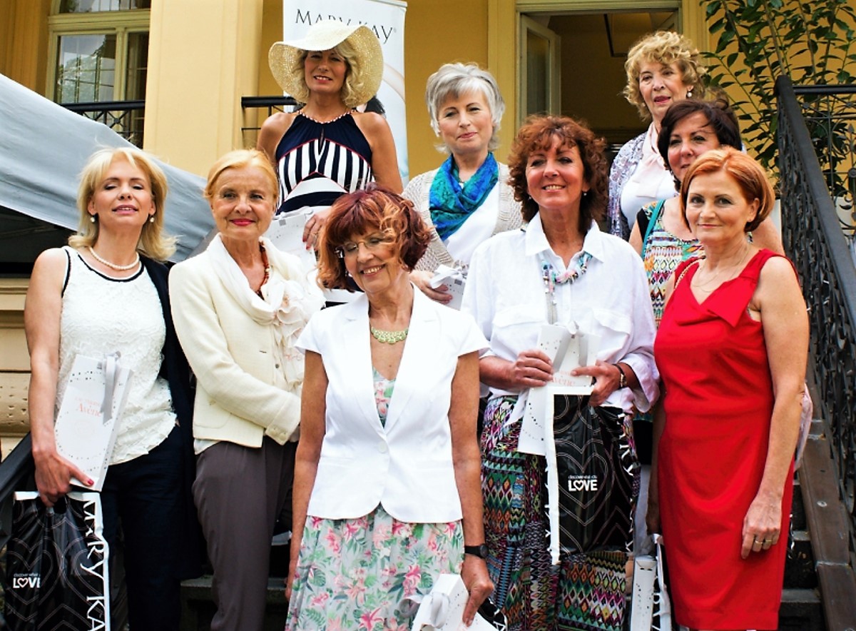 Šedesátnice se bouří: Módní byznys na nás kašle
