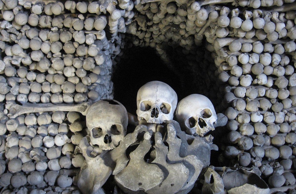 Tam v Sedlci v kostnici