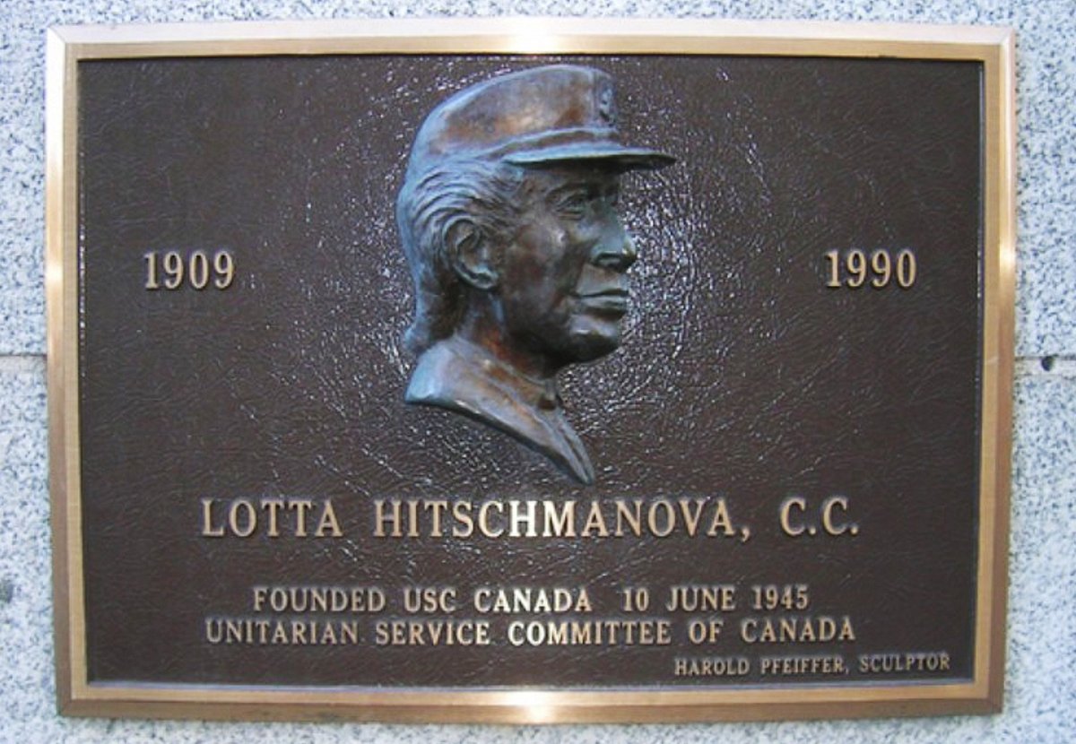 Pamětní deska na adrese 56 Sparks Street v Ottawě.jpg