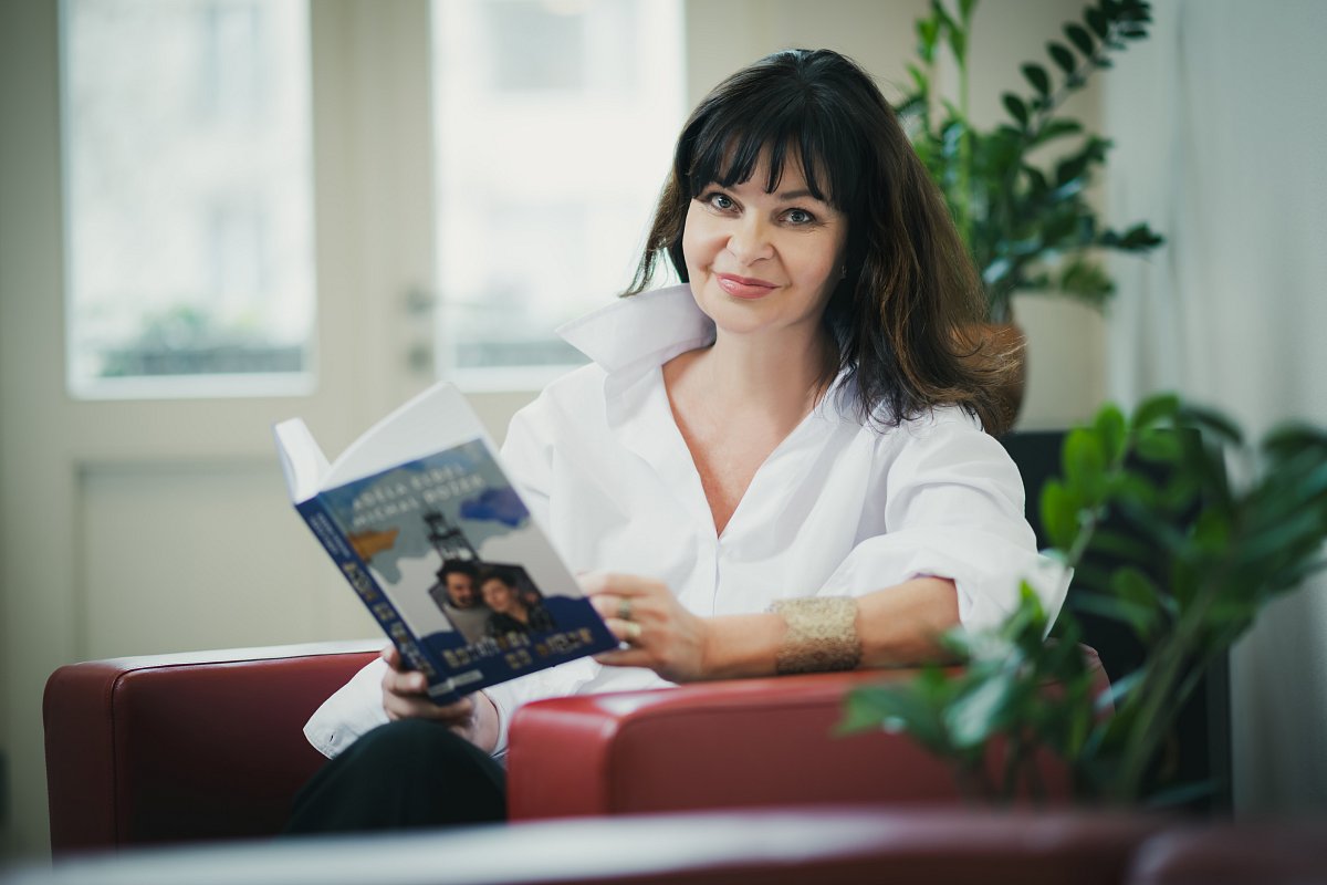 Cesty do Řecka mi dávají naději, říká spisovatelka Scarlett Wilková