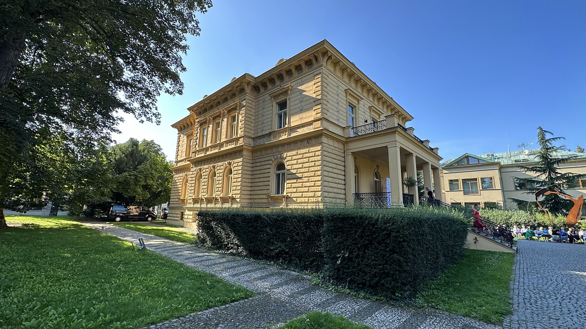 Snímek obrazovky 2023-09-05 v 21.04.43.png