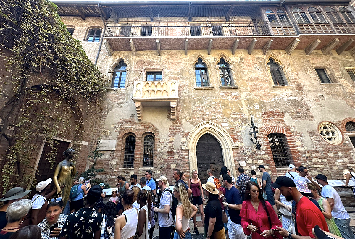 Snímek obrazovky 2024-08-28 v 17.21.18.png