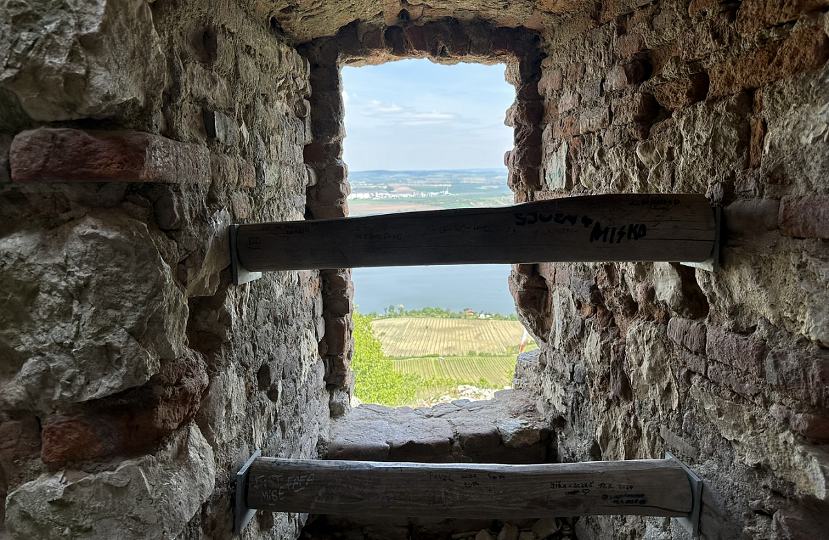 Snímek obrazovky 2025-05-15 v 12.26.19.png