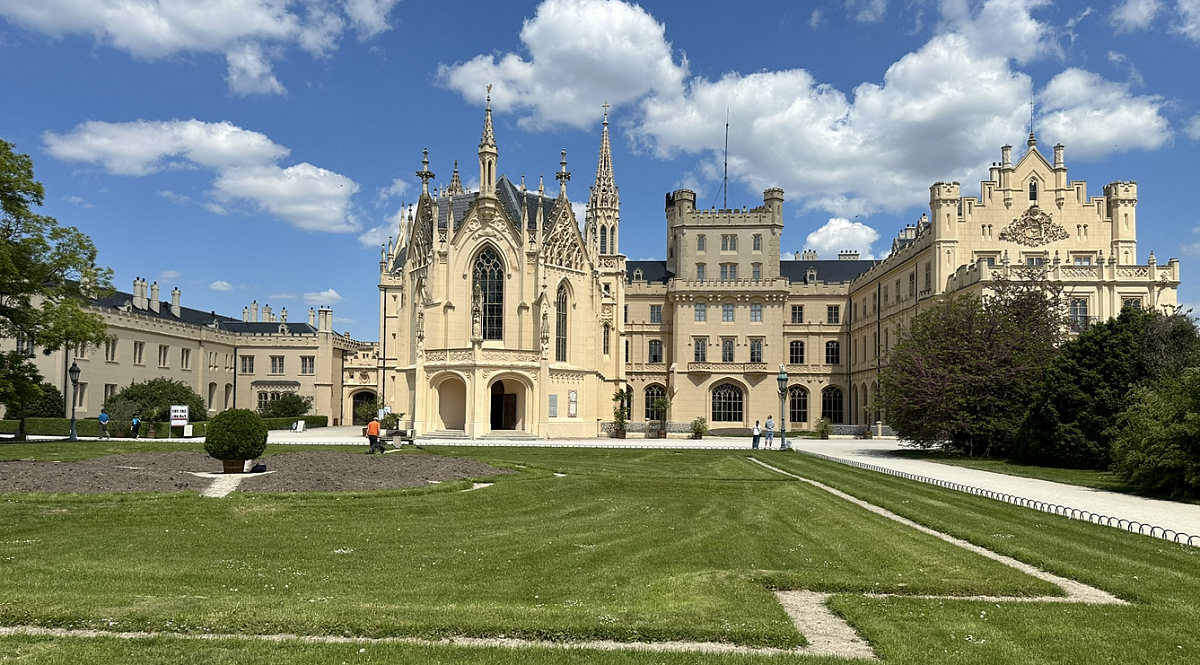 Snímek obrazovky 2025-05-15 v 12.32.29.png