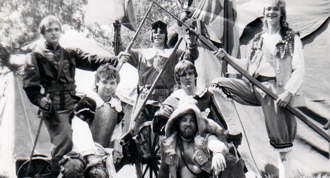 Založil jsem a vedl šermířskou skupinu Merlet.jpg