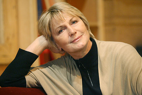 Eliška Balzerová začne
řídit Divadlo na Fidlovačce