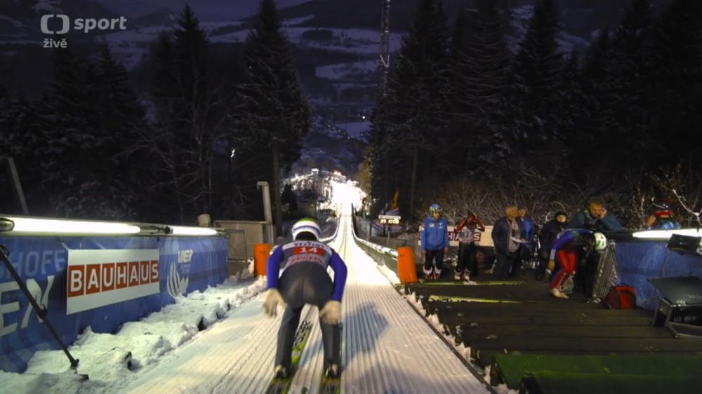 Turné čtyř můstků 2015:
zvítězil Rakušan Kraft