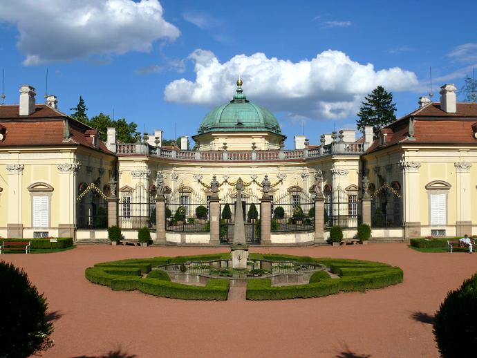 Návštěva zámku Buchlovice, 
hradu Buchlov a Velehradu