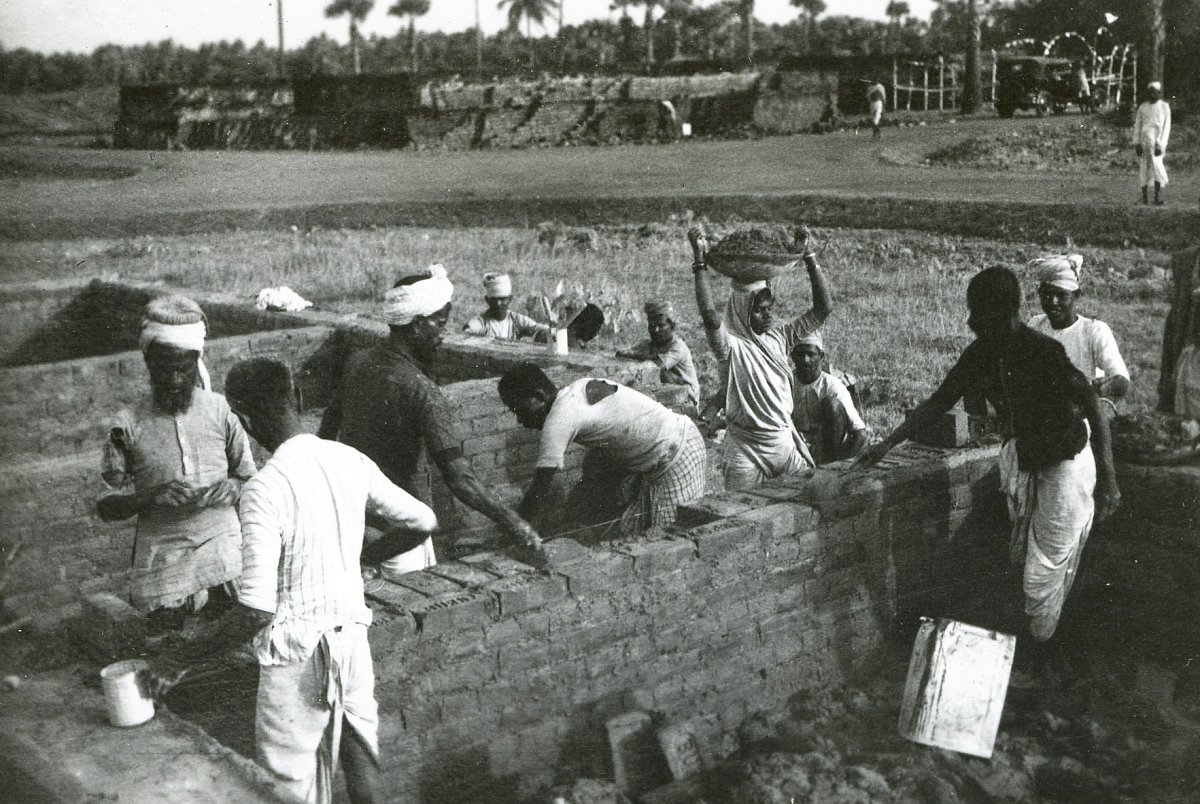 budování Batanagaru.jpg