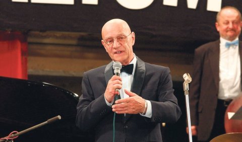 Karel Hála: český Sinatra
s nezaměnitelným hlasem