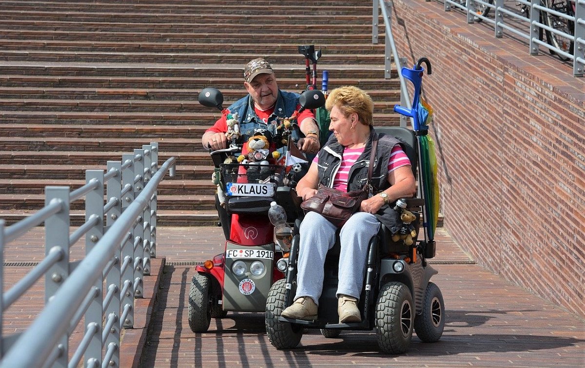 Hluchý, slepý, vozíčkář. Tato slova jsou podle zástupkyně ombudsmana nevhodná a neměla by se vyslovovat
