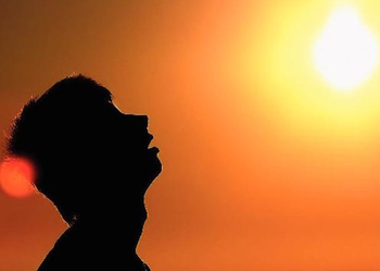 Africká vedra jsou tady,
dodržujte pitný režim!