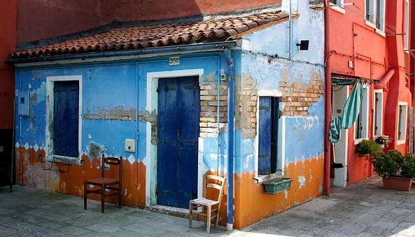 Stáří je pestrý dům