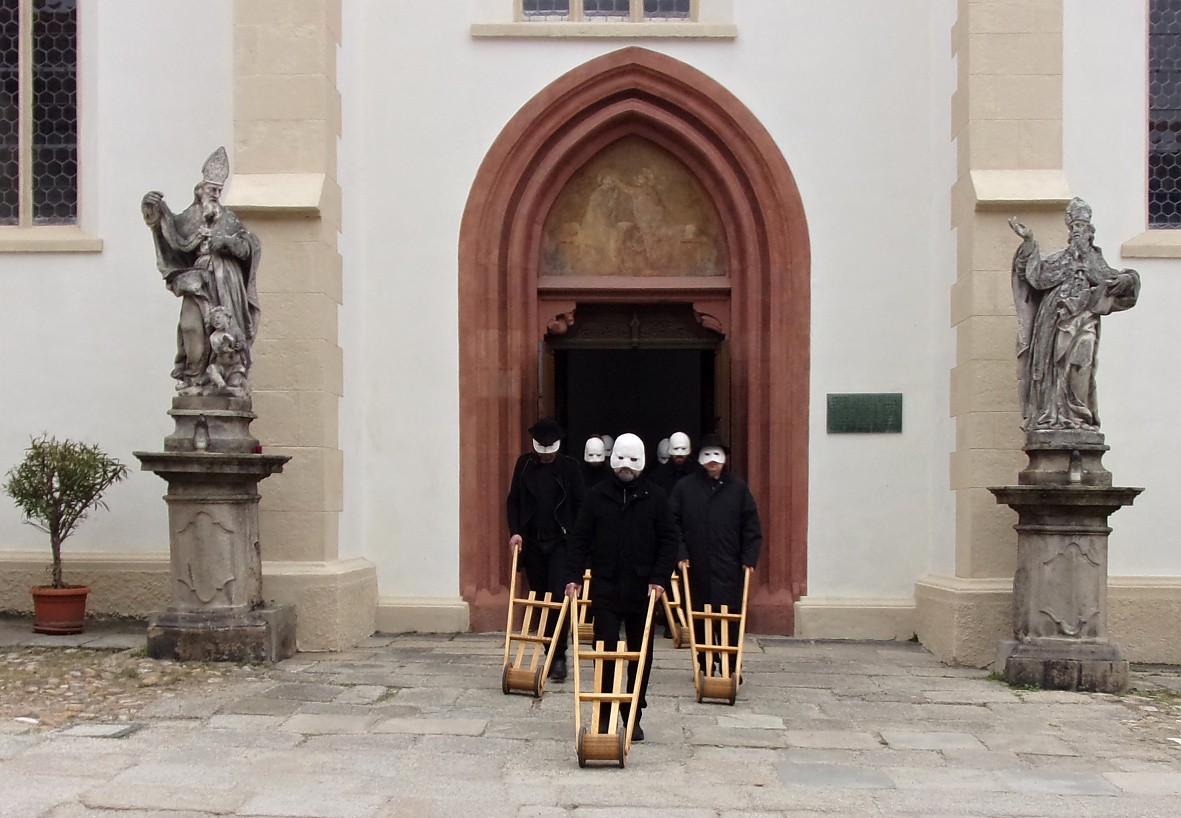 Velikonoční hrkání v Třeboni