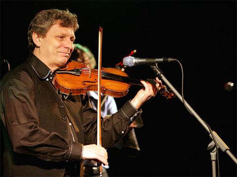 Radost, pohlazení a energie,
to jsou ambice Pavlicovy hudby