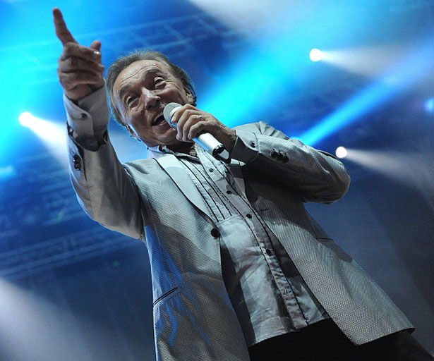 Karel Gott rozpálil mladé publikum. 
Teď může oslavit 74. narozeniny