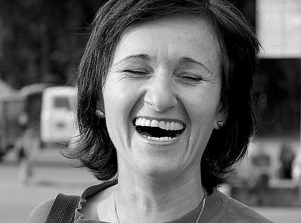 Životem chodit raději s humorem