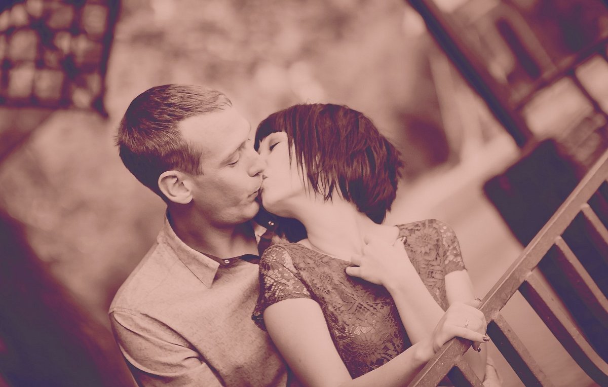 Romantické líbání nám dala evoluce, míní vědci