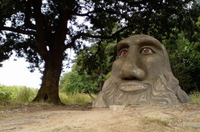 Toulky Vysočinou kolem 
soch Michala Olšiaka