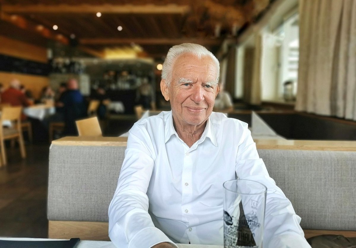 Důchody v lednu opět porostou, v průměru na téměř 21 850 korun měsíčně