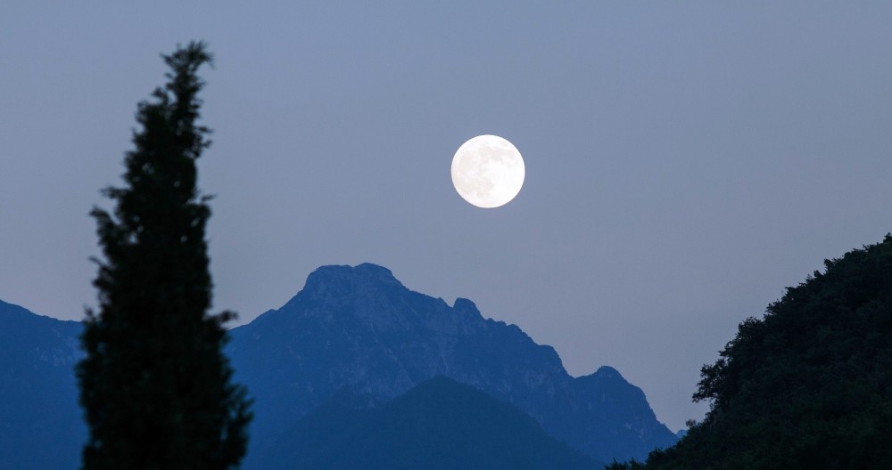 Obloha nabídne unikátní
jev, léto začíná v neděli