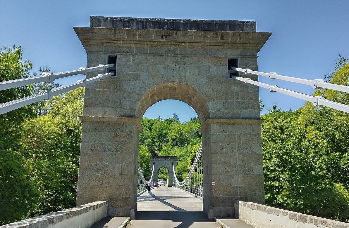 Stádlecký řetězový most oslavil půl století od svého znovuzprovoznění