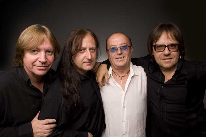 Otřesená kapela Olympic po smrti 
svého bubeníka: Jedeme dál!