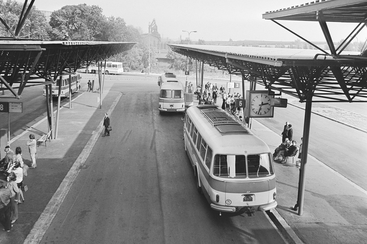 Tatínkovo vyprávění aneb příběhy řidiče autobusu