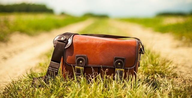 Kabelky pro veletrh 
cestovaly na motorce  