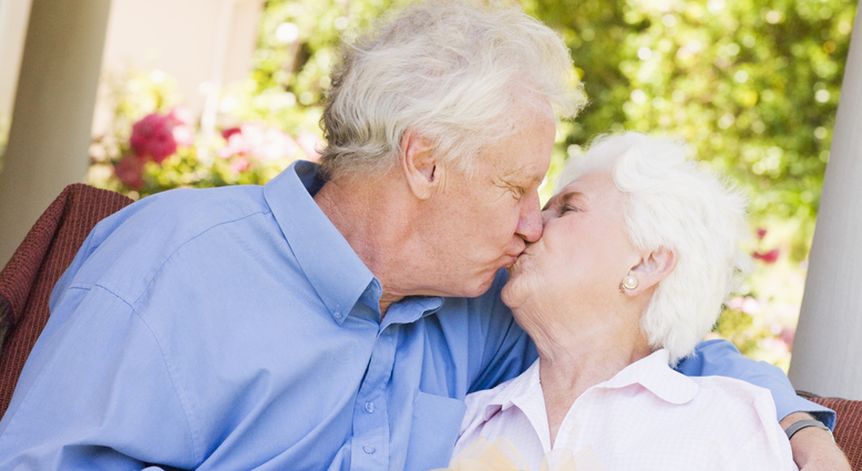 Líbejte se a omládnete  