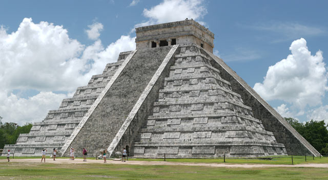 Mexiko láká miliony turistů
na „letošní konec světa“